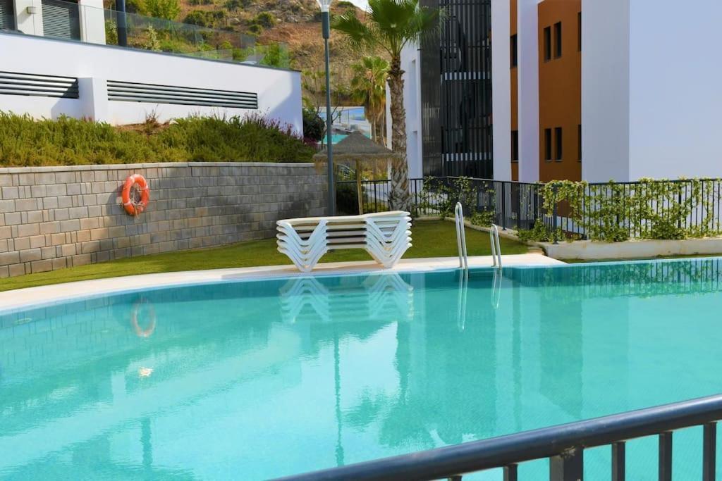 Casa Kerr - Luxury Apt - Sleeps 9 - Los Boliches Apartment มาลากา ภายนอก รูปภาพ
